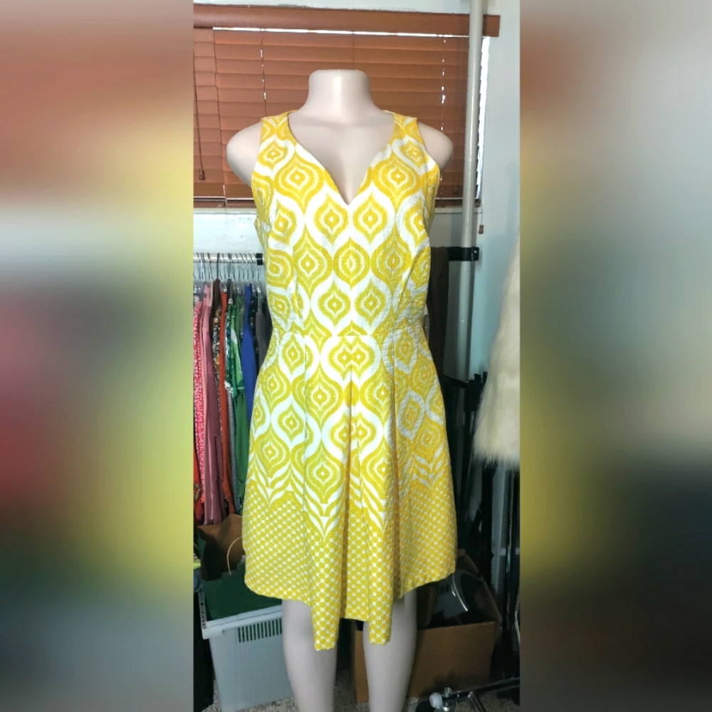 Just Taylor sleeveless dress size 8